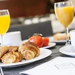 Zenit Don Yo Hotel