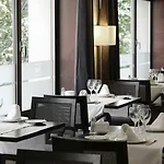 Otel Zenit Don Yo