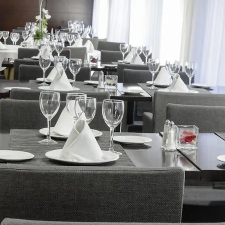 Ξενοδοχείο Zenit Don Yo 4*