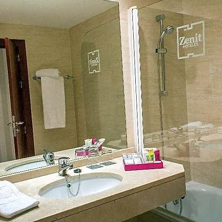 Zenit Don Yo Hotel