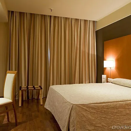 Ξενοδοχείο Zenit Don Yo