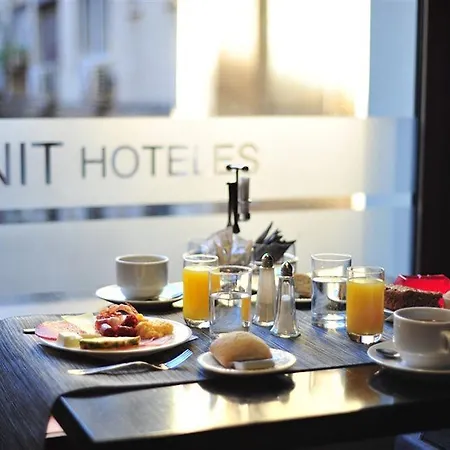 Ξενοδοχείο Zenit Don Yo